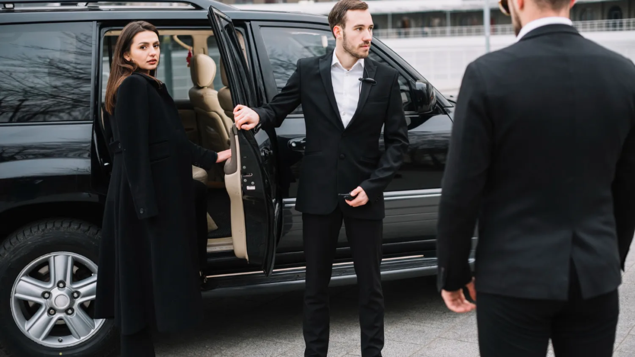 What Is Hourly Car Service in NYC and How Does It Work 11